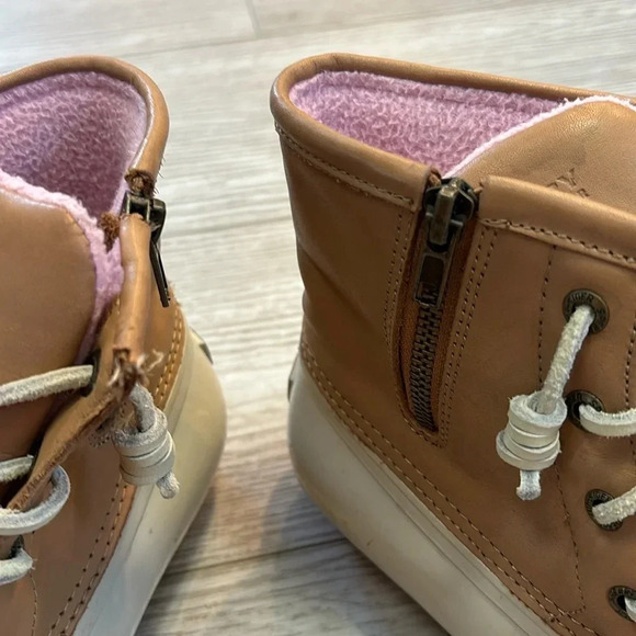 Sperry Top Sider Saltwater Ankle Lace up Duck Boots with Pink Lining and Beige 6 - Picture 8 of 12